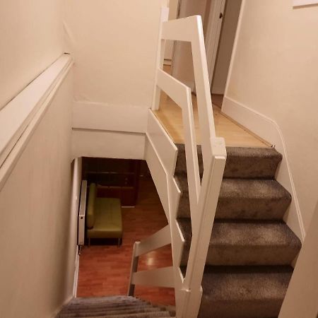 Relevant Properties Welling Exterior foto